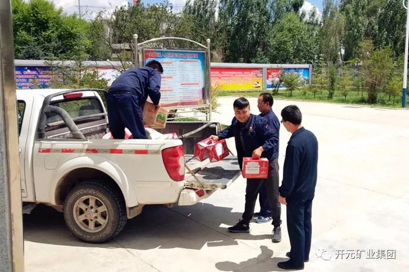 一家親│興海銅鑫慰問(wèn)部隊(duì)官兵，共話軍企團(tuán)結(jié)魚(yú)水情